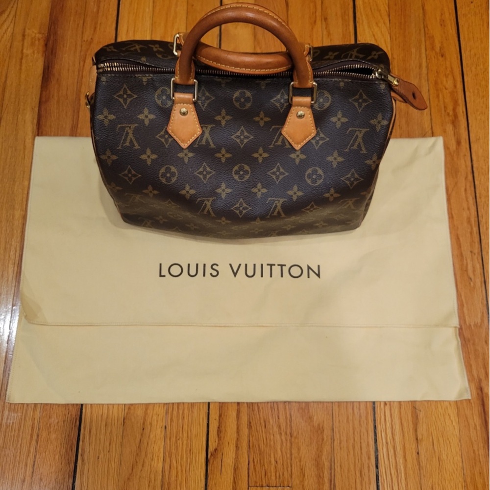 Louis Vuitton Speedy
